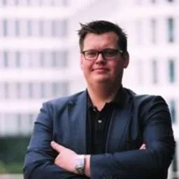 Lars Brøndum Petersen