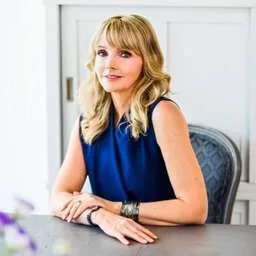Kirstine Stewart
