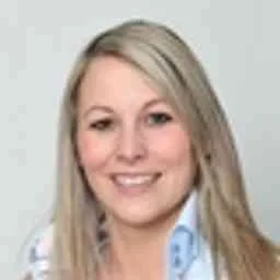 Debora Dumont