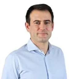 César Oteiza, Angel Investor