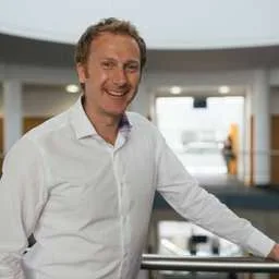 Alexander Holt