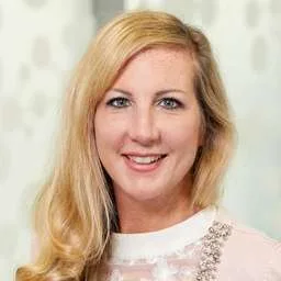 Nadine Hüttl