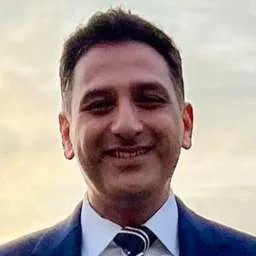 Tej Kapoor