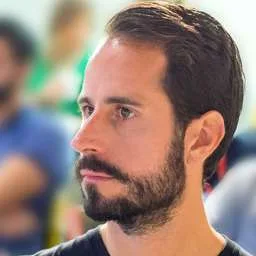Vicente Solsona, Founder & CMO at Declarando