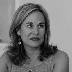 Elena Gómez del Pozuelo, Angel Investor