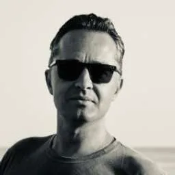 Oliver Barnes