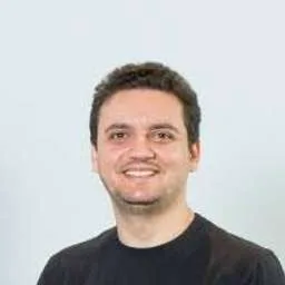 Ricardo Bechara, Co-Founder & CEO at Loopi