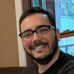 Yves Junqueira