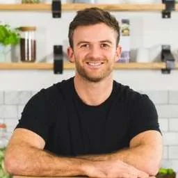 Giles Humphries