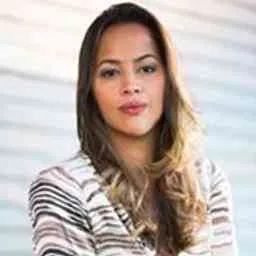 Camila Farani, Angel Investor