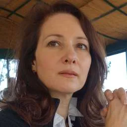 Shlomit Harth