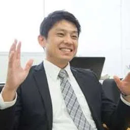 Daisuke Kamada, Director (part-time) at boarding pass