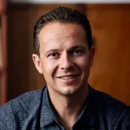 Robin Behlau, Founder & CEO at Fuchs & Eule