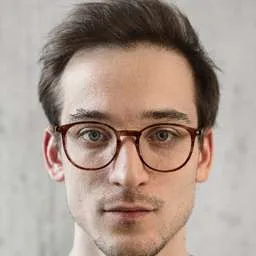Aron Kirschner