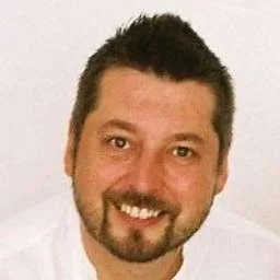 Ian Mills