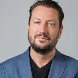 Boris Manhart