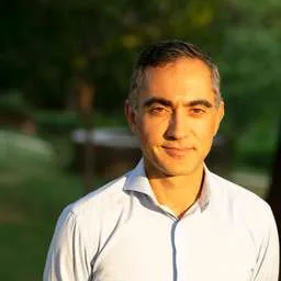 Hooman Yazhari