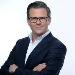 Florian Resatsch, Managing Director at finleap