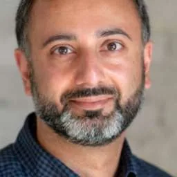 Arash Zohoor