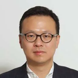 Julian Cheng