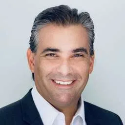 Rafael Valdivia