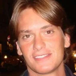 Fabrizio Perrone, Co-Founder at 2Watch