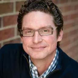 Bruce MacFadyen