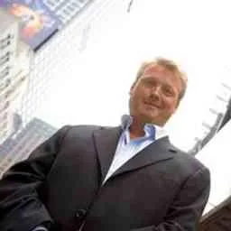 Lars-Henrik Friis Molin, Angel Investor