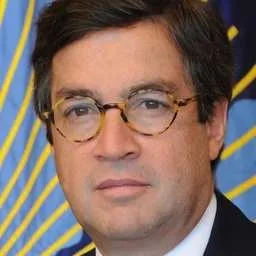 Luis Moreno