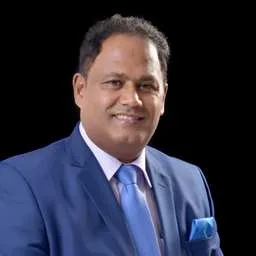 Dr Joseph Thomas, Angel Investor