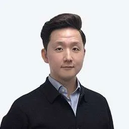 Hongju Lee