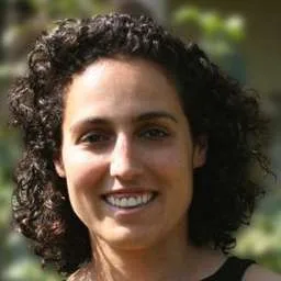 Laura Bilazarian