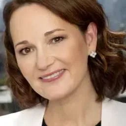 Anne Kelly