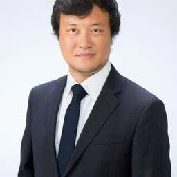 Tsutomu Kunizawa