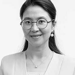 Yanna Lin