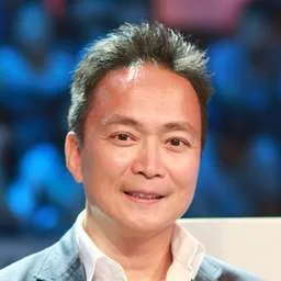 Harry C Hui