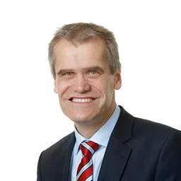 Ralf Schneider