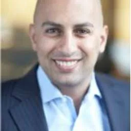 Yoav Roth