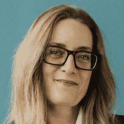 Kirsten Sutton