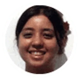 Nelle Paredes