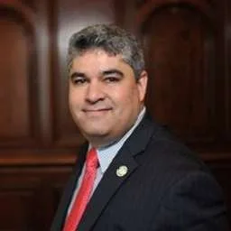 Luis De La Hoz