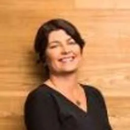 Andrea Johnston