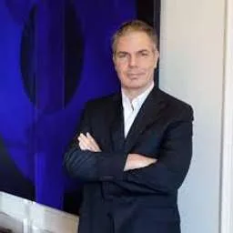 Christophe Karvelis Senn