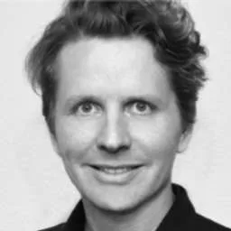 Björn von Siemens, Co-founder and CBO at Caresyntax