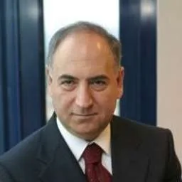 Ali Ozgenc