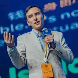Carl Runefelt, Co-Founder & Senior Advisor at Crypto Kid