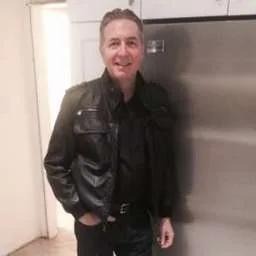 Eric Szustak