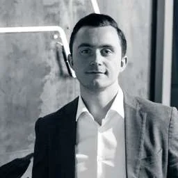 Dom Devlin