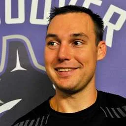 Kyle Wellwood, Angel Investor