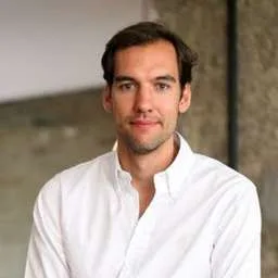 Adrian Frenzel, CEO / Founder at B2B Food Group